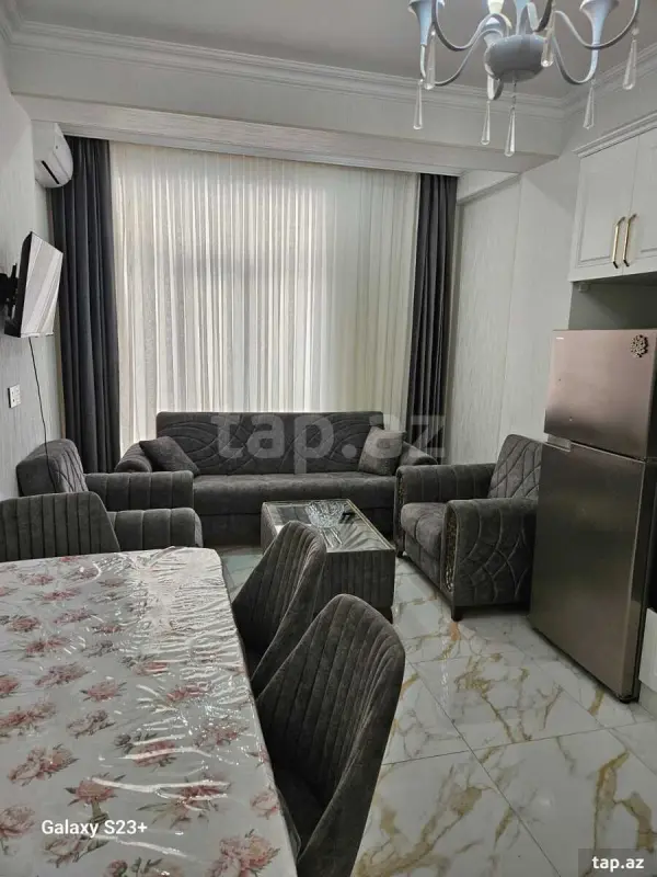 Kirayə verilir 2 otaqlı yeni tikili 50 m²