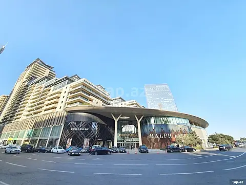 Kirayə verilir 4 otaqlı yeni tikili 250 m² — Bakı 4 otaq 250.00 m²