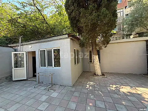 Satılır 3 otaqlı həyət evi 50 m² — Bakı, Yasamal 3 otaq 50.00 m²
