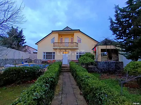 Satılır 6 otaqlı həyət evi 200 m² — Bakı, Mərdəkan 6 otaq 200.00 m²