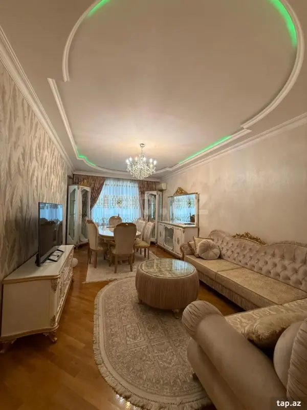 Satılır 4 otaqlı yeni tikili 140 m²