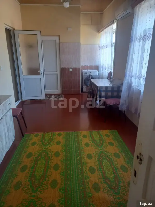 Kirayə verilir 2 otaqlı həyət evi 100 m²