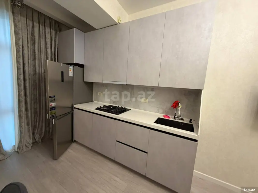 Kirayə verilir 2 otaqlı yeni tikili 50 m²