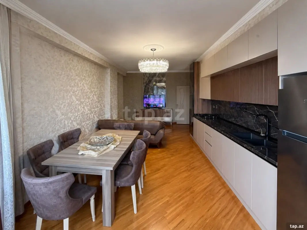 Satılır 3 otaqlı yeni tikili 93 m²