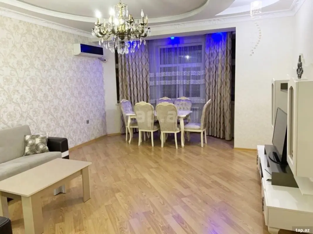 Kirayə verilir 3 otaqlı yeni tikili 120 m²