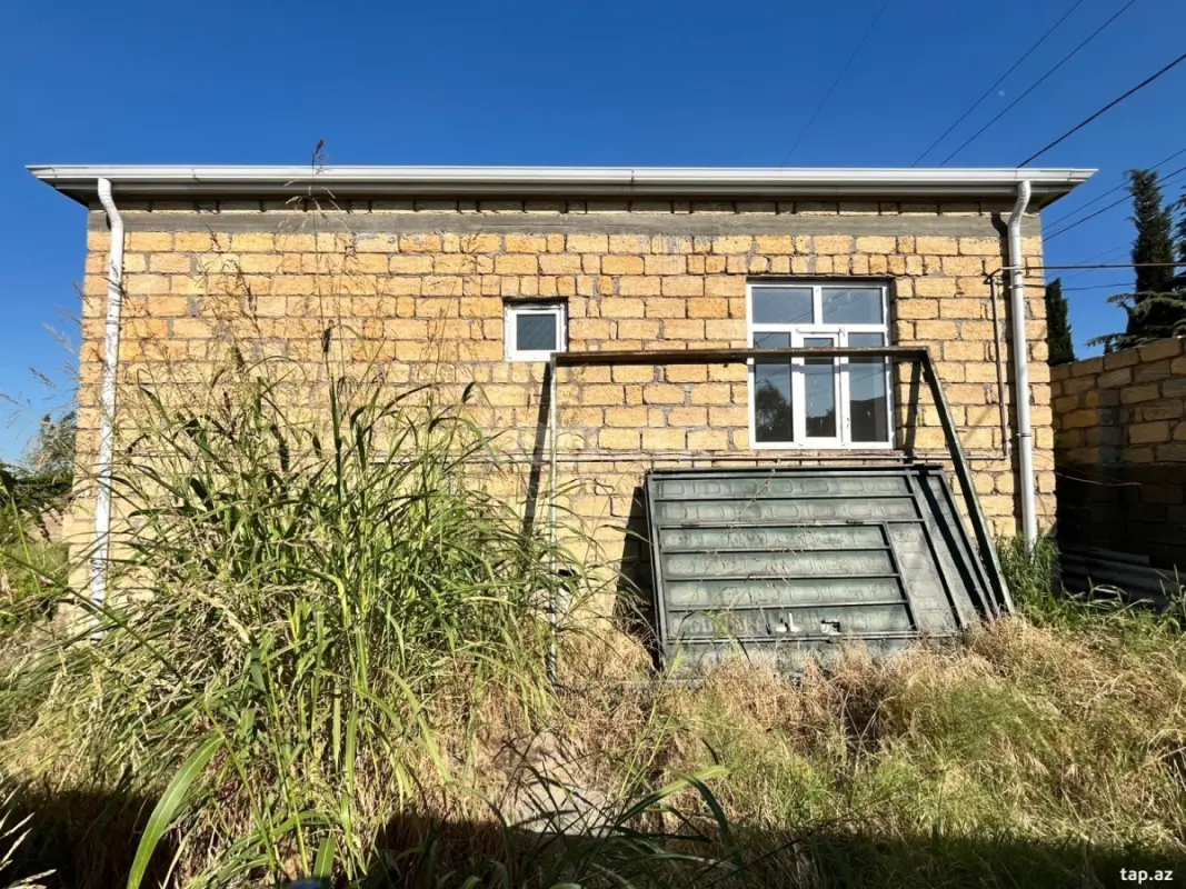 Satılır 3 otaqlı həyət evi 81 m²