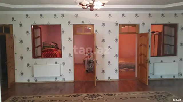 Satılır 3 otaqlı həyət evi 500 m² — Bakı 3 otaq 500.00 m²