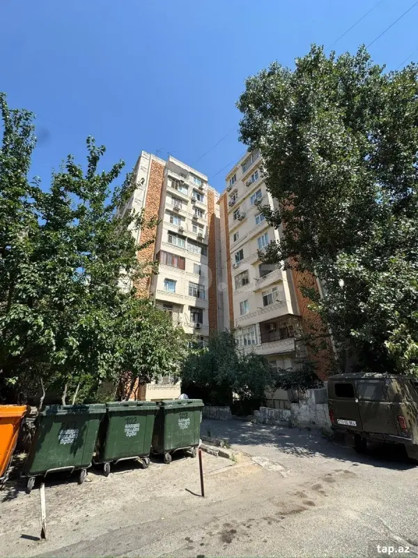 Satılır 2 otaqlı mənzil 65 m²
