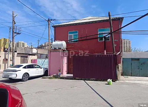 Satılır 5 otaqlı həyət evi 100 m² — Bakı 5 otaq 100.00 m²
