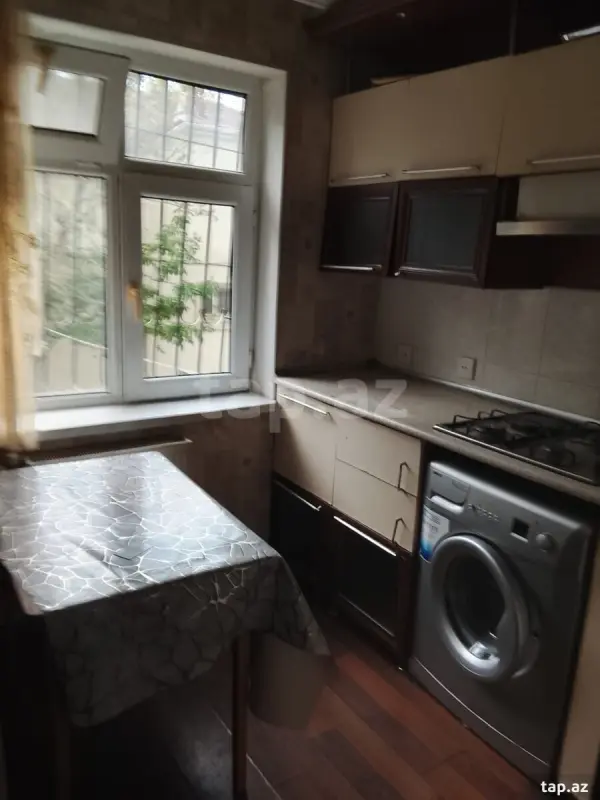 Kirayə verilir 2 otaqlı mənzil 45 m²