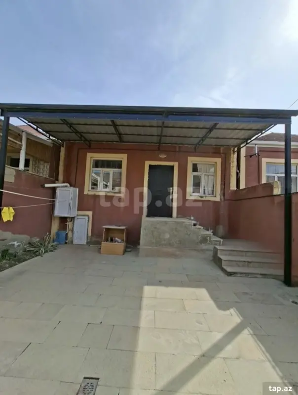 Satılır 3 otaqlı həyət evi 122 m²