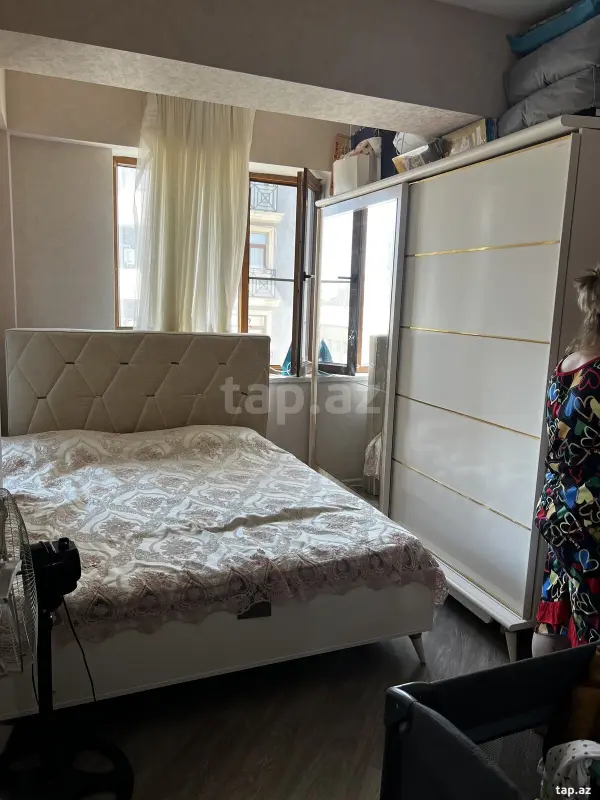 Satılır 1 otaqlı yeni tikili 43 m²