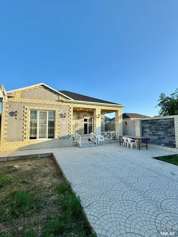 Kirayə verilir 4 otaqlı həyət evi 100 m²