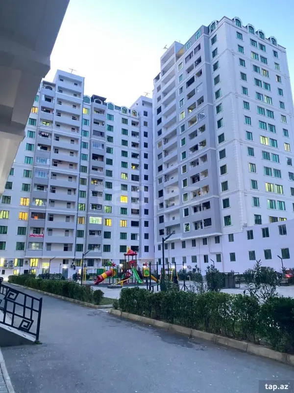 Satılır 4 otaqlı yeni tikili 174 m²