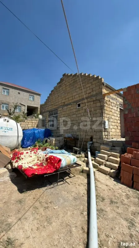 Satılır 2 otaqlı həyət evi 75 m²