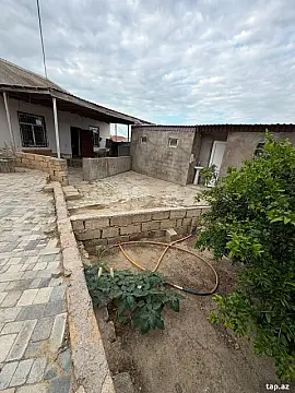 Satılır 3 otaqlı həyət evi 100 m² — Bakı 3 otaq 100.00 m²