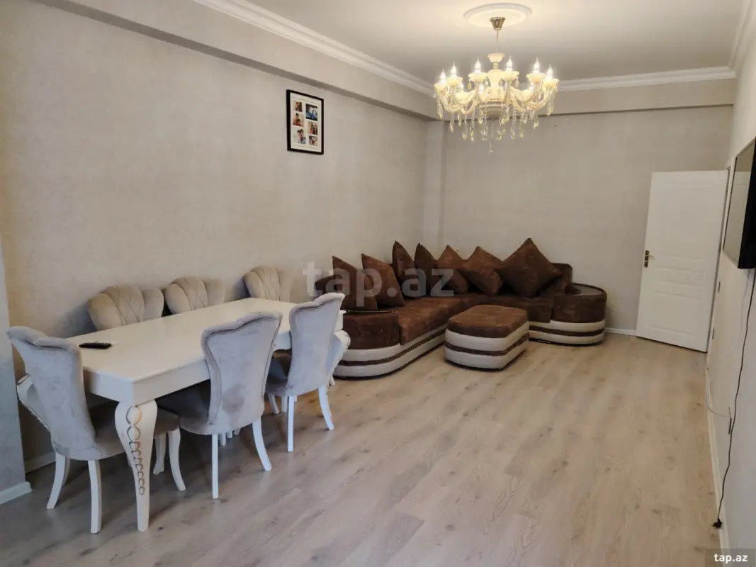 Kirayə verilir 3 otaqlı yeni tikili 101 m²