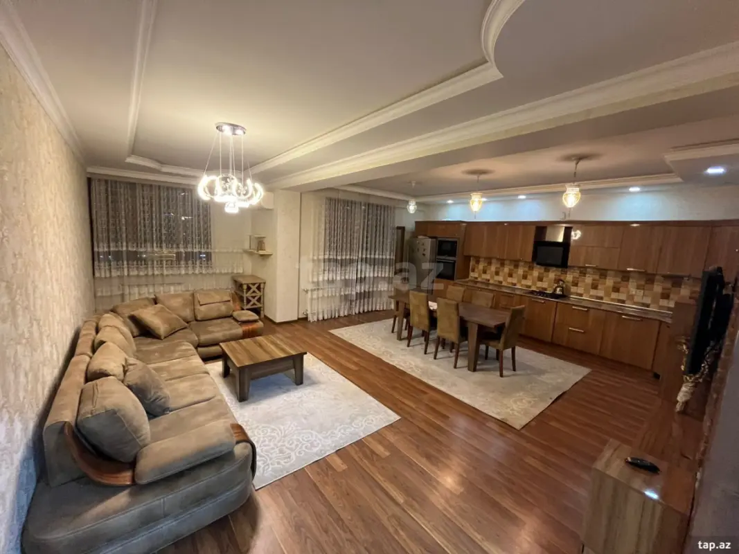 Satılır 3 otaqlı yeni tikili 120 m²