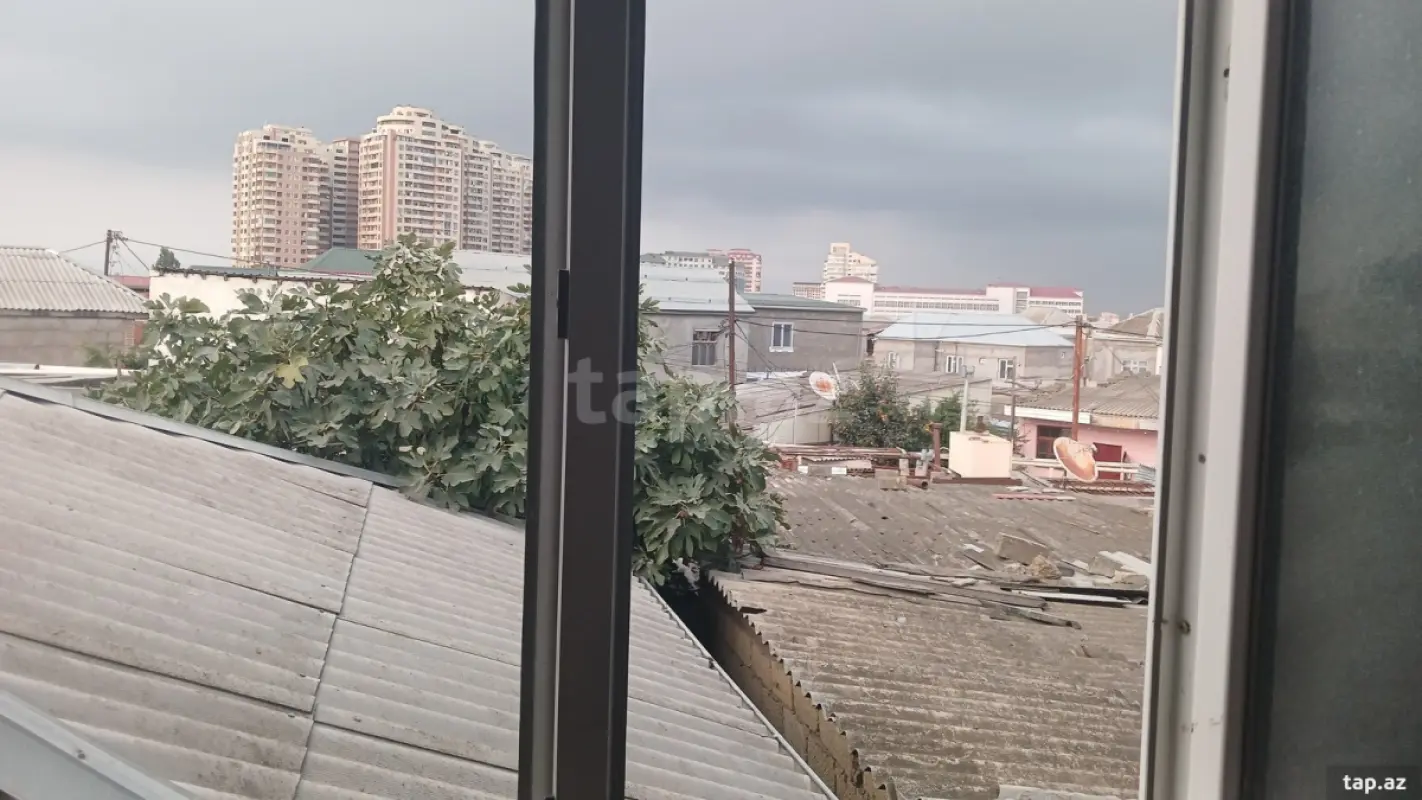Kirayə verilir 2 otaqlı həyət evi 60 m²