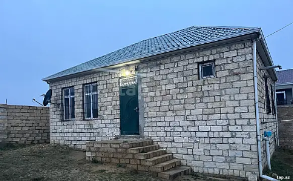 Satılır 3 otaqlı həyət evi 100 m² — Bakı, Saray 3 otaq 100.00 m²