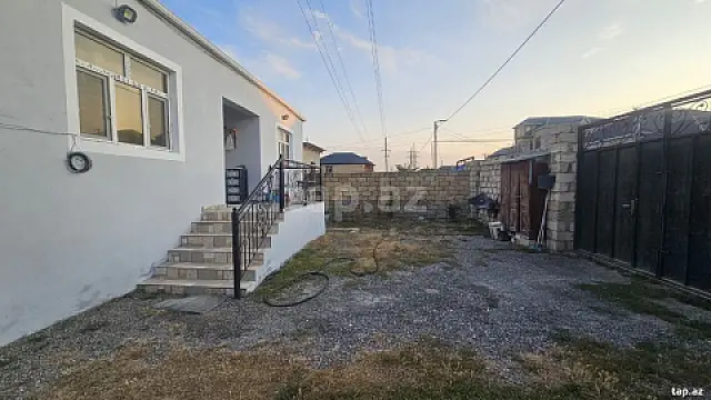 Satılır 3 otaqlı həyət evi 70 m² — Sumqayıt 3 otaq 70.00 m²