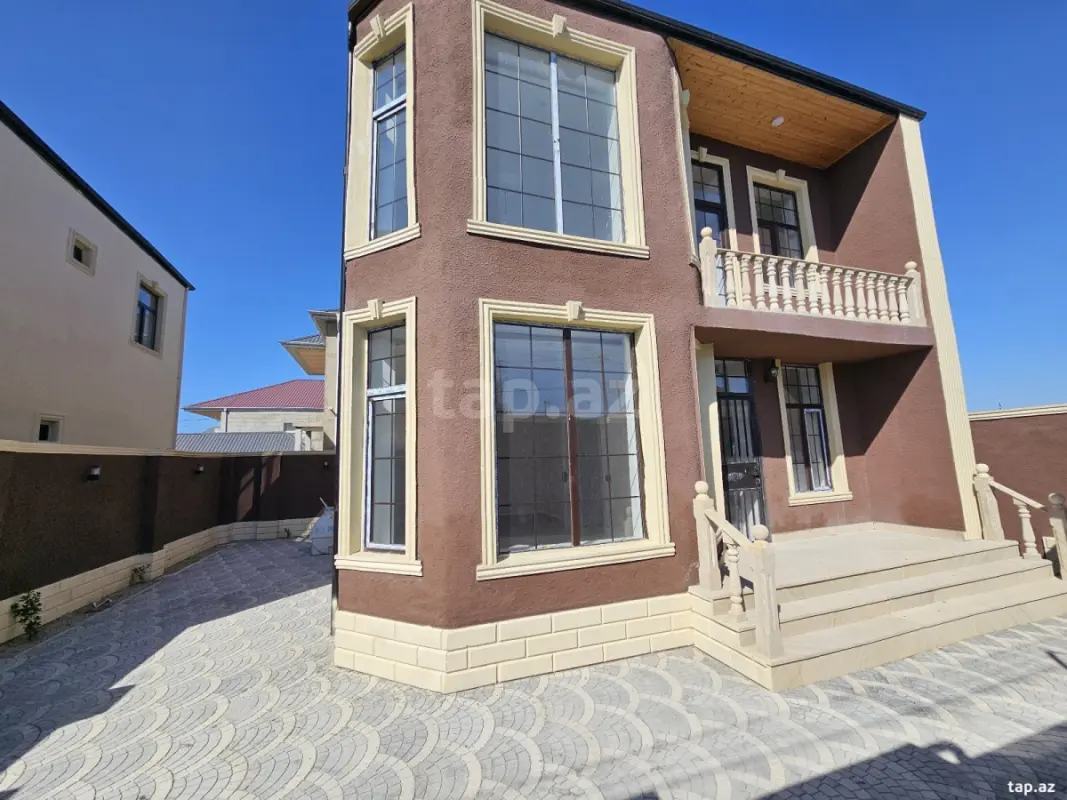 Satılır 4 otaqlı həyət evi 190 m²