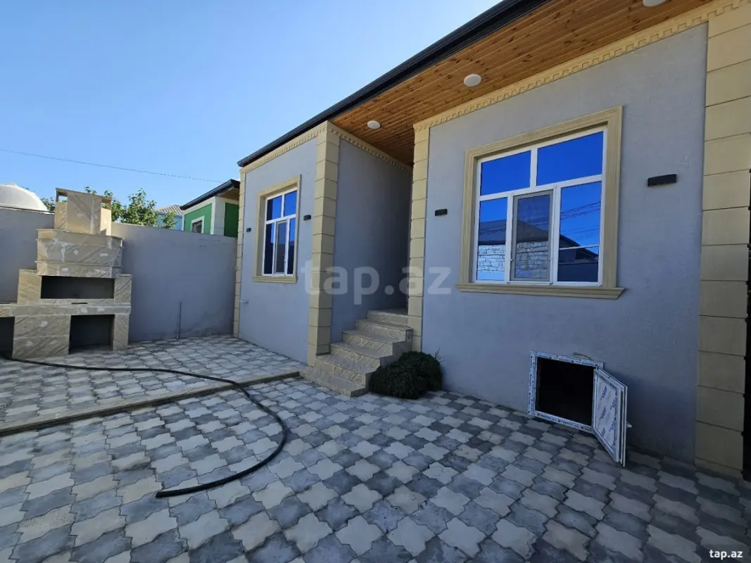 Satılır 4 otaqlı həyət evi 100 m²