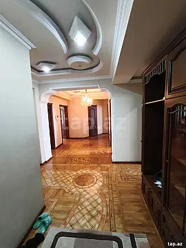 Satılır 4 otaqlı yeni tikili 175 m² — Bakı 4 otaq 175.00 m²