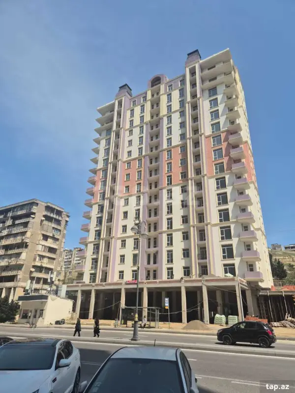 Satılır 3 otaqlı yeni tikili 111.5 m²