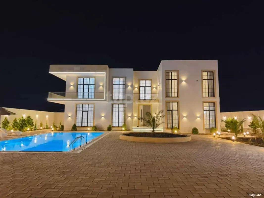 Satılır 6 otaqlı həyət evi 600 m²