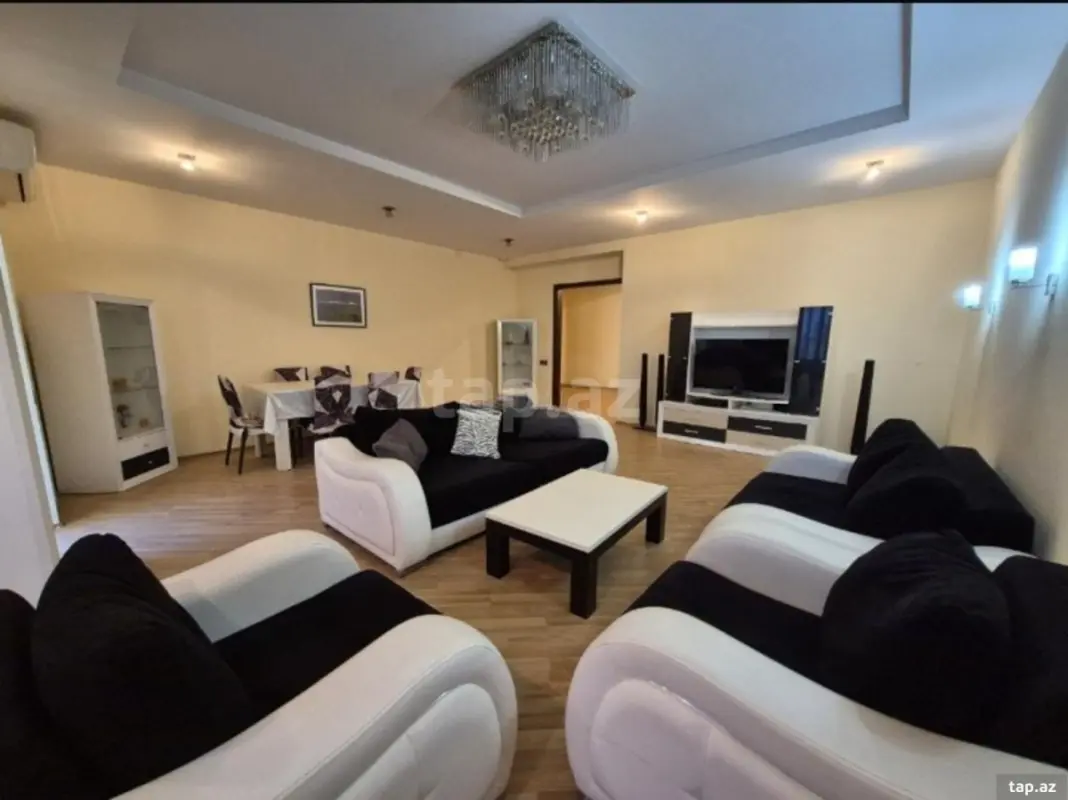 Kirayə verilir 4 otaqlı yeni tikili 200 m²