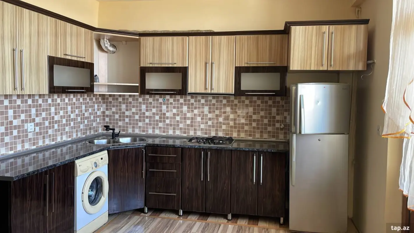Kirayə verilir 2 otaqlı yeni tikili 100 m²