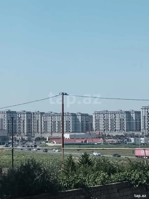 Kirayə verilir 5 otaqlı yeni tikili 200 m²