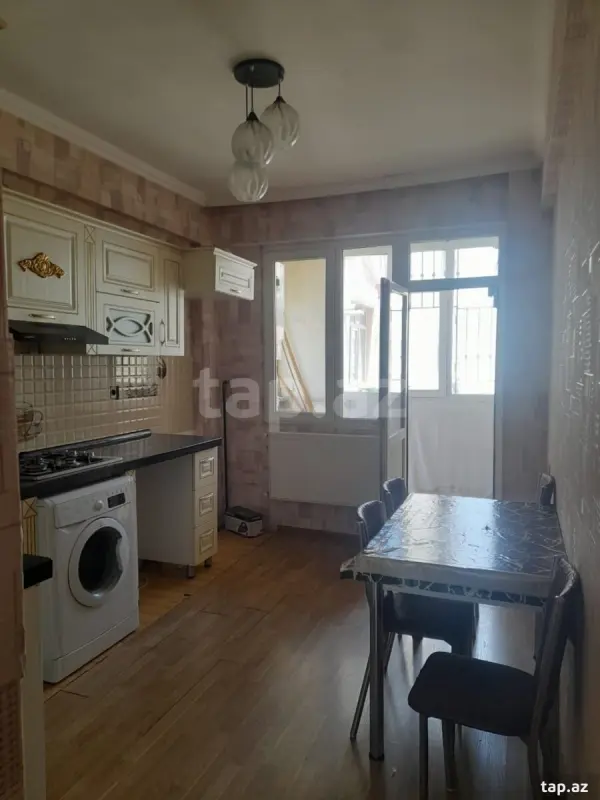 Kirayə verilir 3 otaqlı yeni tikili 90 m²