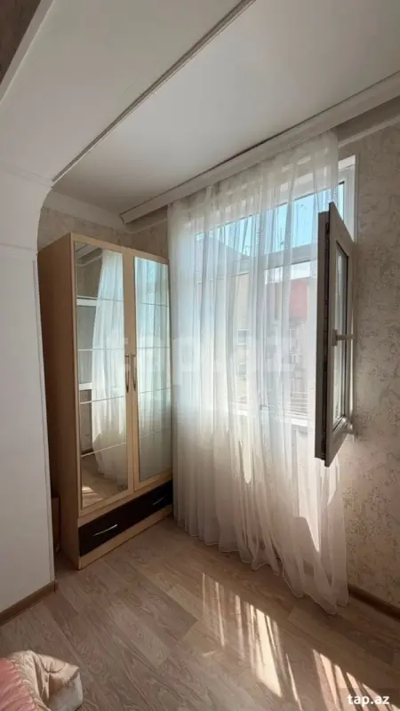 Kirayə verilir 2 otaqlı mənzil 45 m²