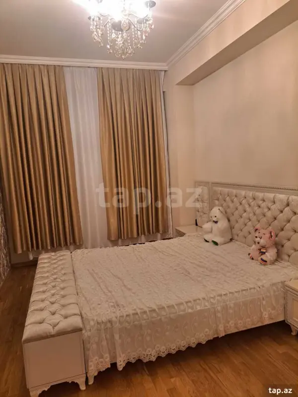 Kirayə verilir 3 otaqlı yeni tikili 110 m²
