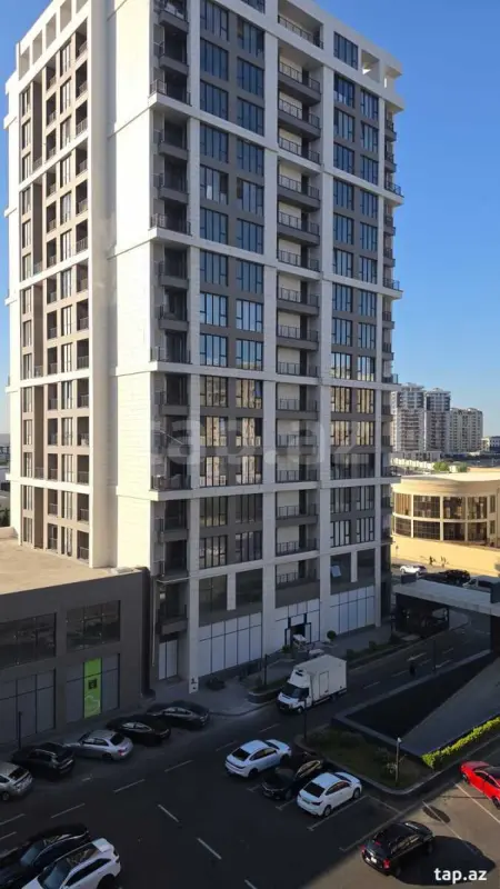 Kirayə verilir 2 otaqlı yeni tikili 80 m²