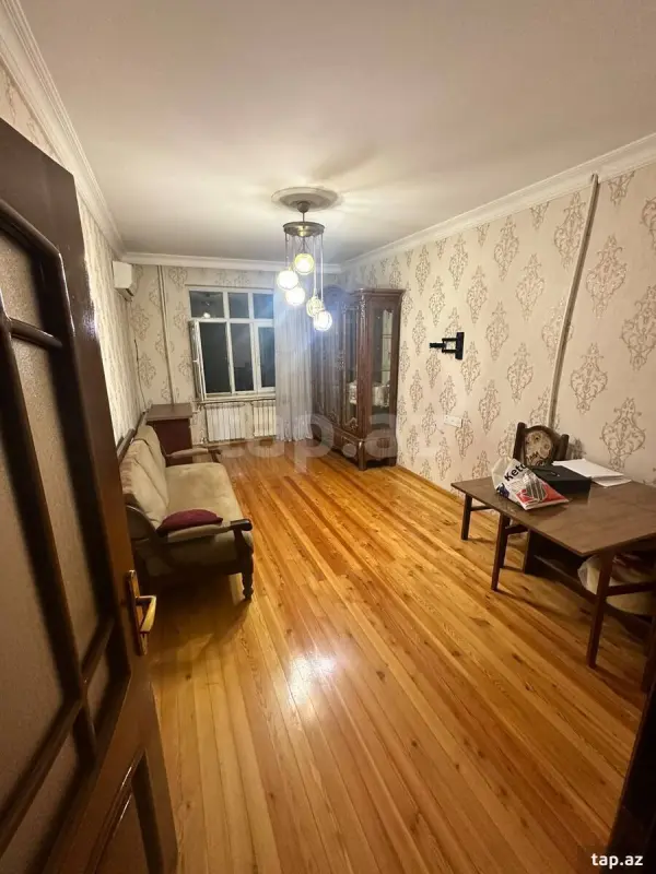 Kirayə verilir 2 otaqlı yeni tikili 70 m²