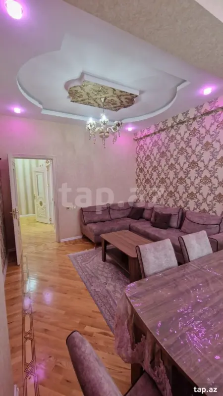 Kirayə verilir 2 otaqlı yeni tikili 65 m²
