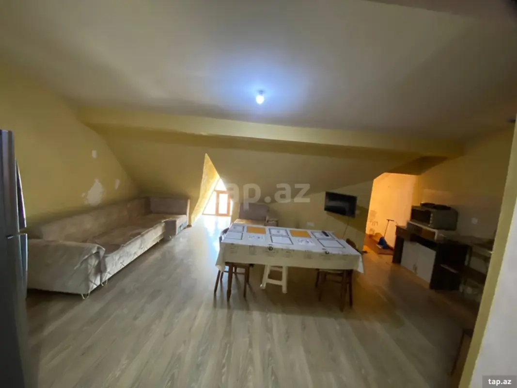 Kirayə verilir 2 otaqlı yeni tikili 82 m²