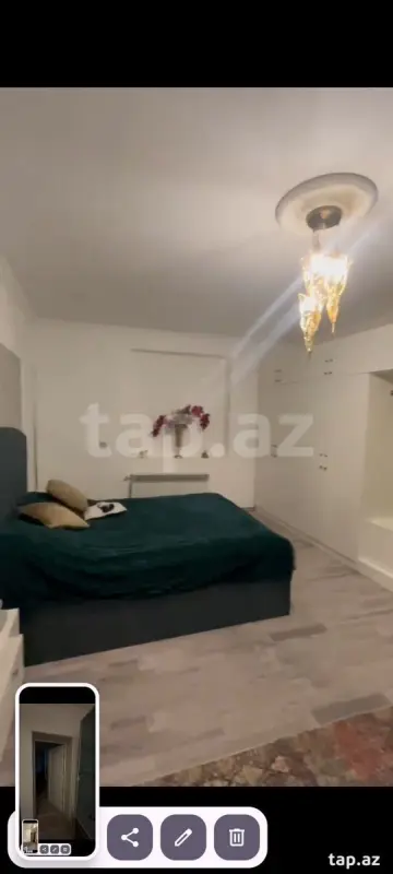 Satılır 5 otaqlı həyət evi 400 m²