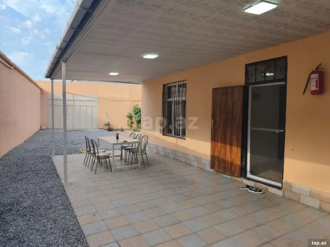 Kirayə verilir 3 otaqlı həyət evi 300 m²