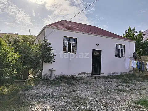 Satılır 4 otaqlı həyət evi 100 m² — Bakı 4 otaq 100.00 m²