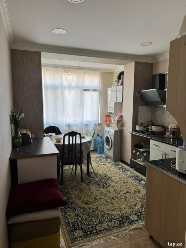 Satılır 4 otaqlı mənzil 90 m²