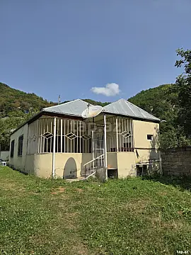 Kirayə verilir 3 otaqlı həyət evi 100 m² — Göygöl 3 otaq 100.00 m²