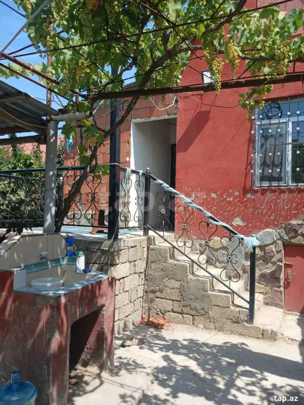 Kirayə verilir 3 otaqlı həyət evi 55 m²