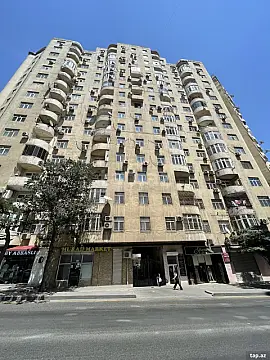Satılır 4 otaqlı yeni tikili 170 m² — Bakı 4 otaq 170.00 m²