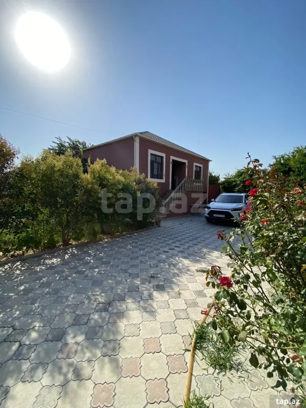 Satılır 4 otaqlı həyət evi 120 m²