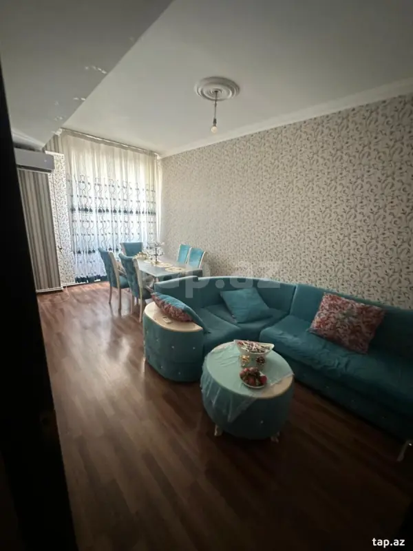 Kirayə verilir 2 otaqlı yeni tikili 75 m²