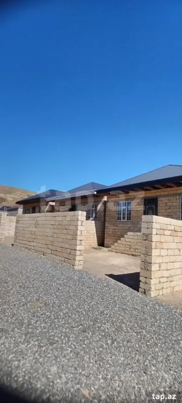 Satılır 3 otaqlı həyət evi 150 m²